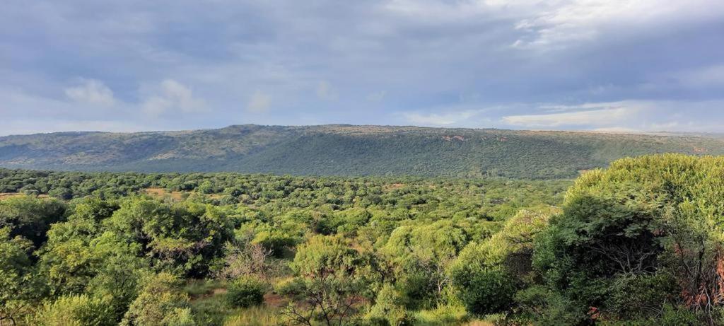 Tidimalo Lodge Rustenburg Ngoại thất bức ảnh